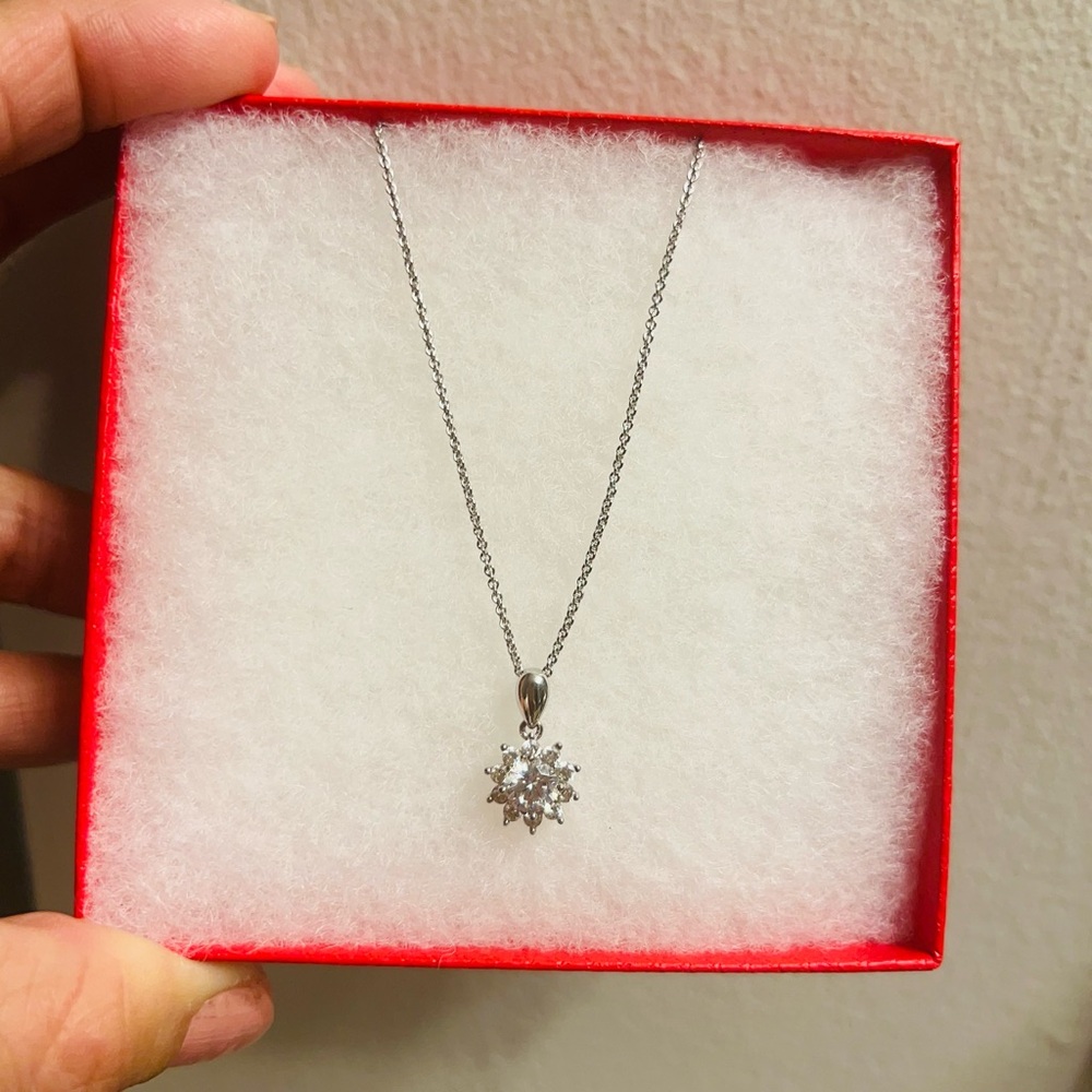 Sterling silver simulated diamond necklace